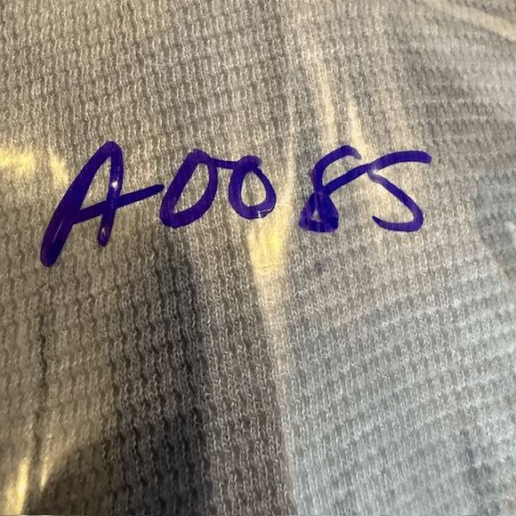 Men's Bundle of 4 Shirts Eddie Bauer American Eagle Goodfellow Size Medium - Picture 7 of 7